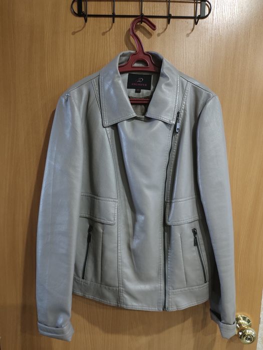 Продам куртку из эко кожи