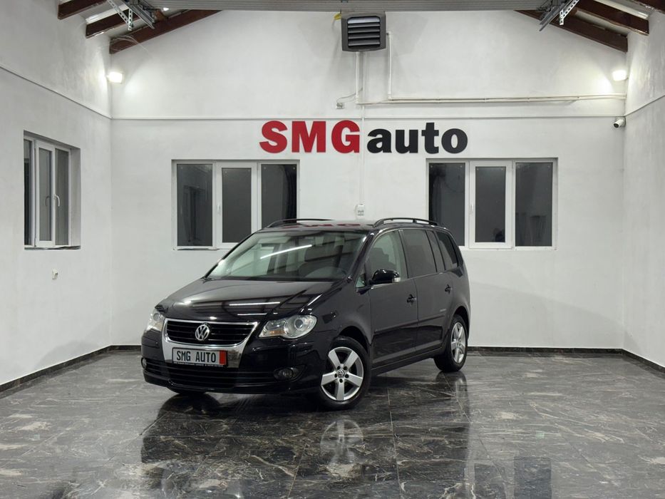 Volkswagen Touran Volkswagen Touran 12/2008 1.9 TDI Bluemotion 105 CP SE POATE IN RATE