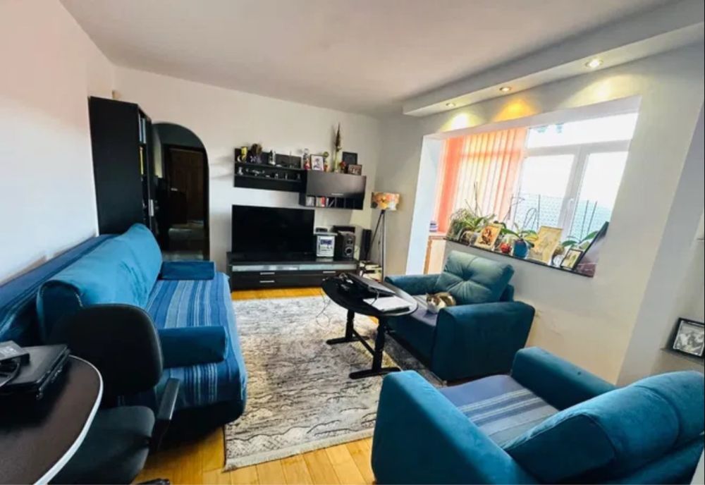 Craiova Piata Centrala Strada Dezrobirii 3 camere 125000 euro