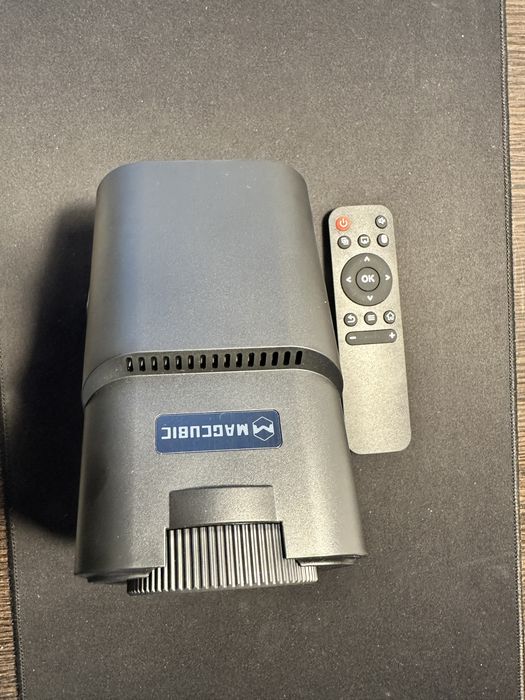 Proiector MagCubic HY320 mini