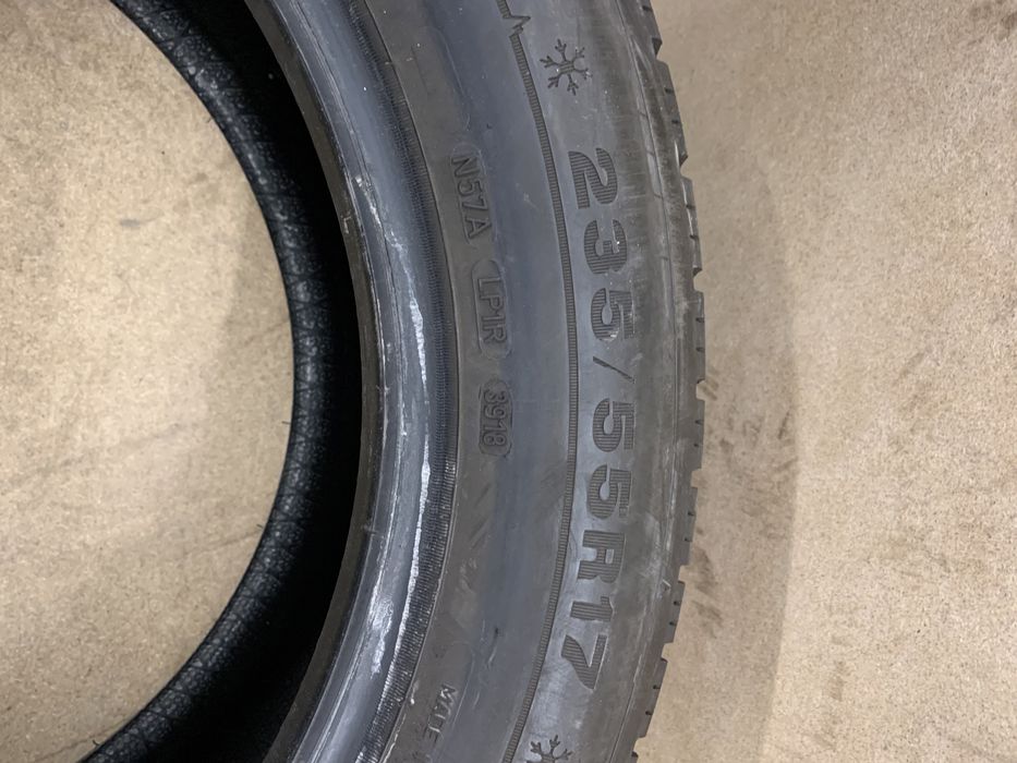 Dunlop Winter sport 5 suv 235/55/17 2 бр . С дот 4018 грайфер 5.5мм,