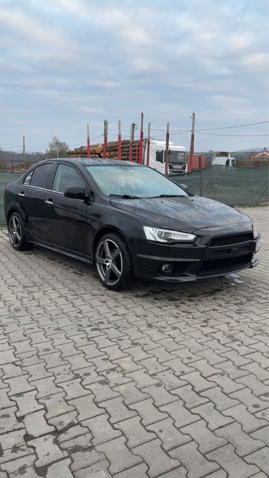 Mitsubishi lancer