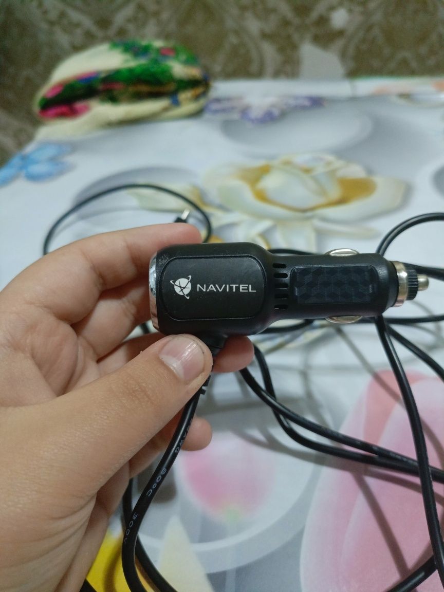 Видеорегистратор NAVITEL DR300 GPS Full HD