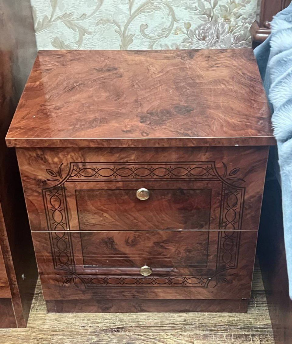 Arzon spalne mebel