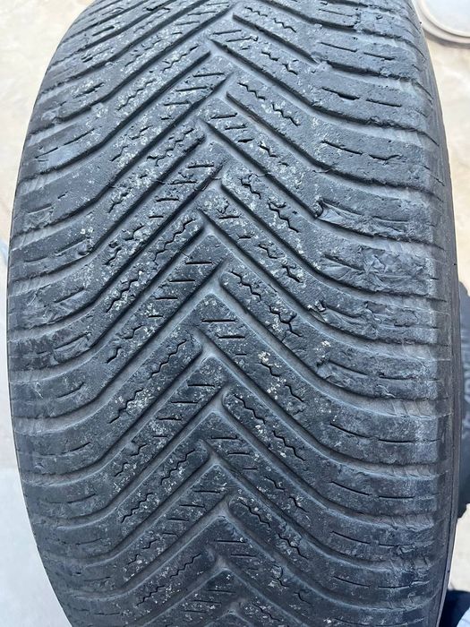 Hankook 235/55 R17