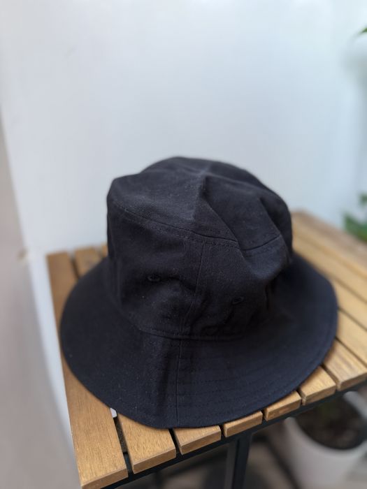 Guess palarie unisex neagra cu logo brodat bumbac marime one size noua