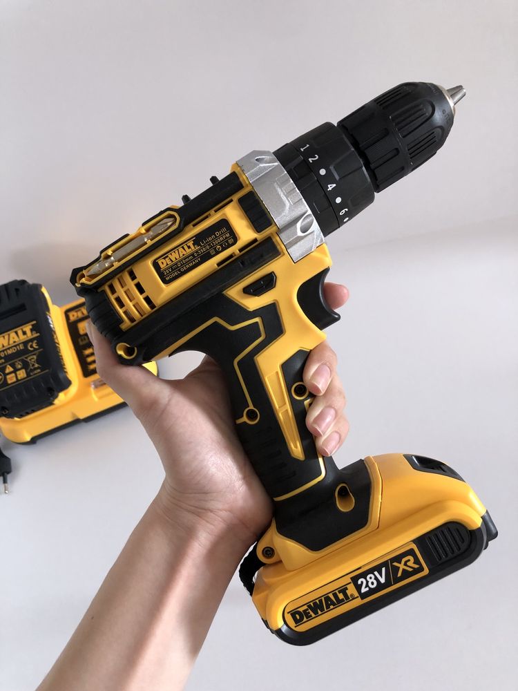 Акумулаторен ударен винтоверт DeWalt 28V 2Ah 2 Батерии