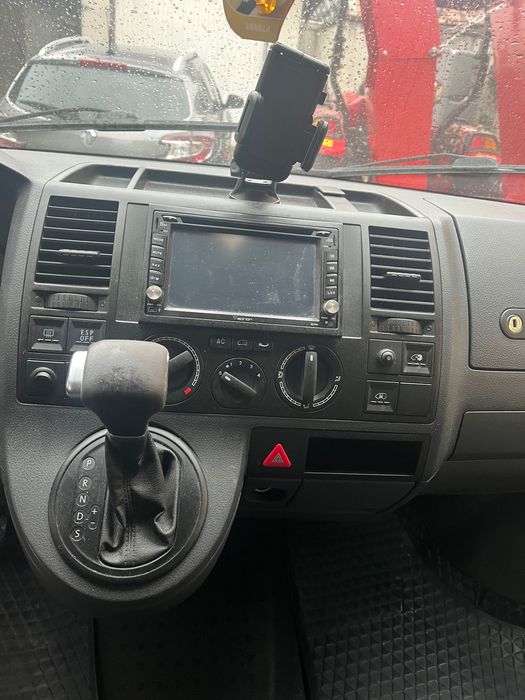 Volkswagen T5 Caravelle  Automatic