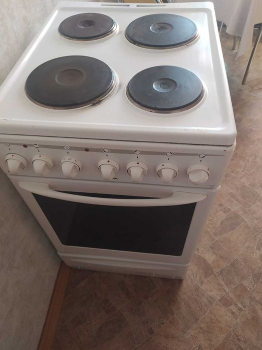 Продам электроплиту