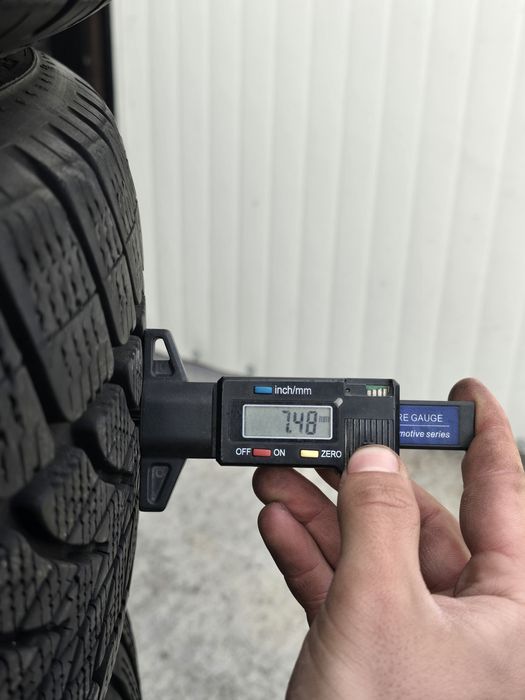 4 Броя 225/55/17 Dunlop 2x7,5mm 2x6,2mm