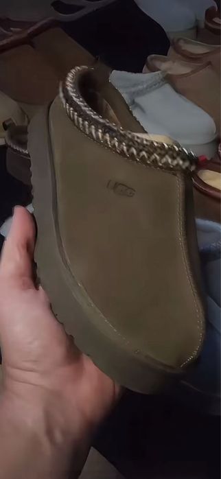 Ugg tazz {Calitate premium}