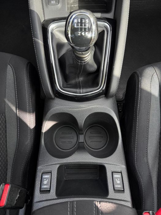 Nisan Qashqai N-Connecta 2017-130000 km Panoramic