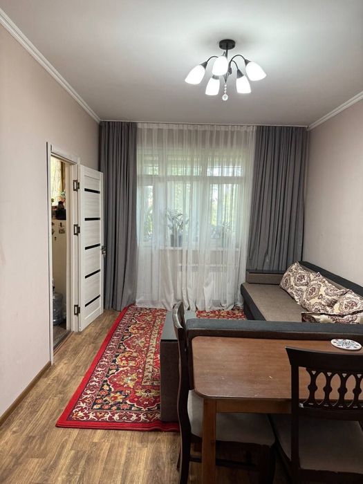 Продаётся квартира в Мирзо-Улугбекском районе Массив Феруза 2