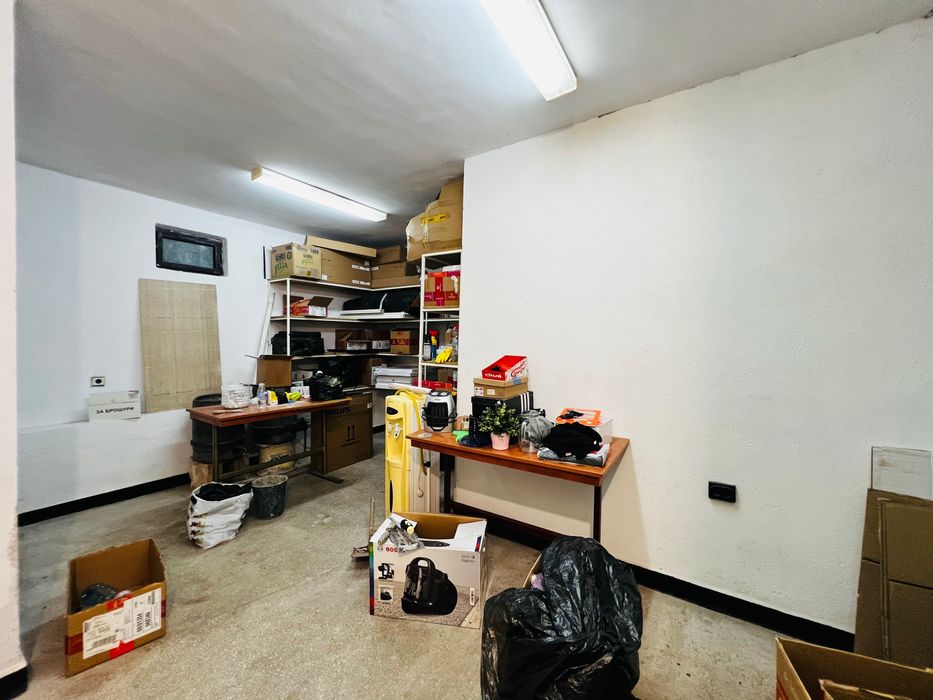 Дава се под наем Магазин в Варна, ВИНС - 56 кв.м за 433.5 € - Снимка #4