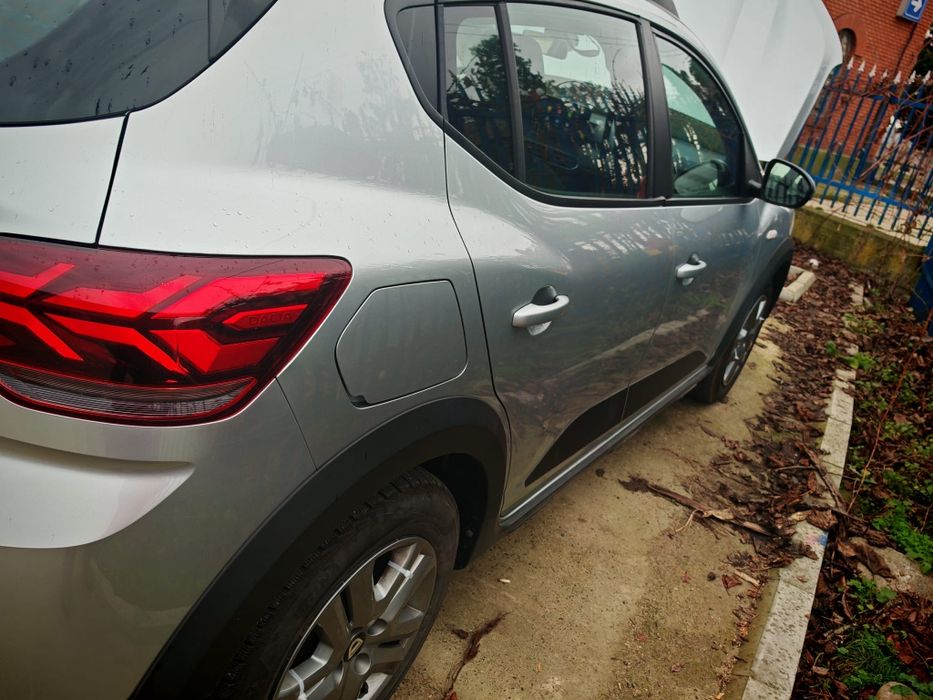 Vând Dacia sandero 2021