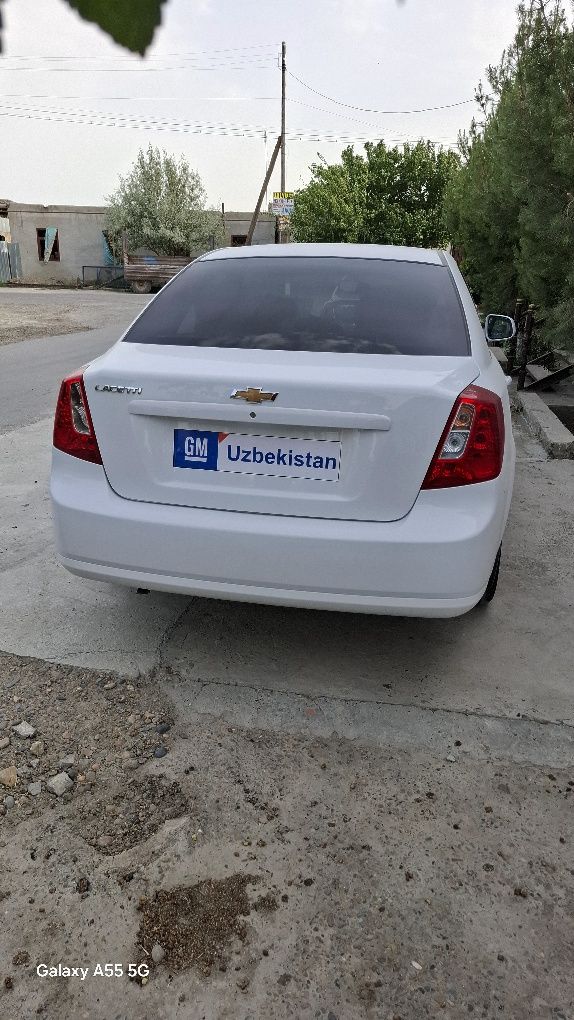 Chevrolet . Jentra