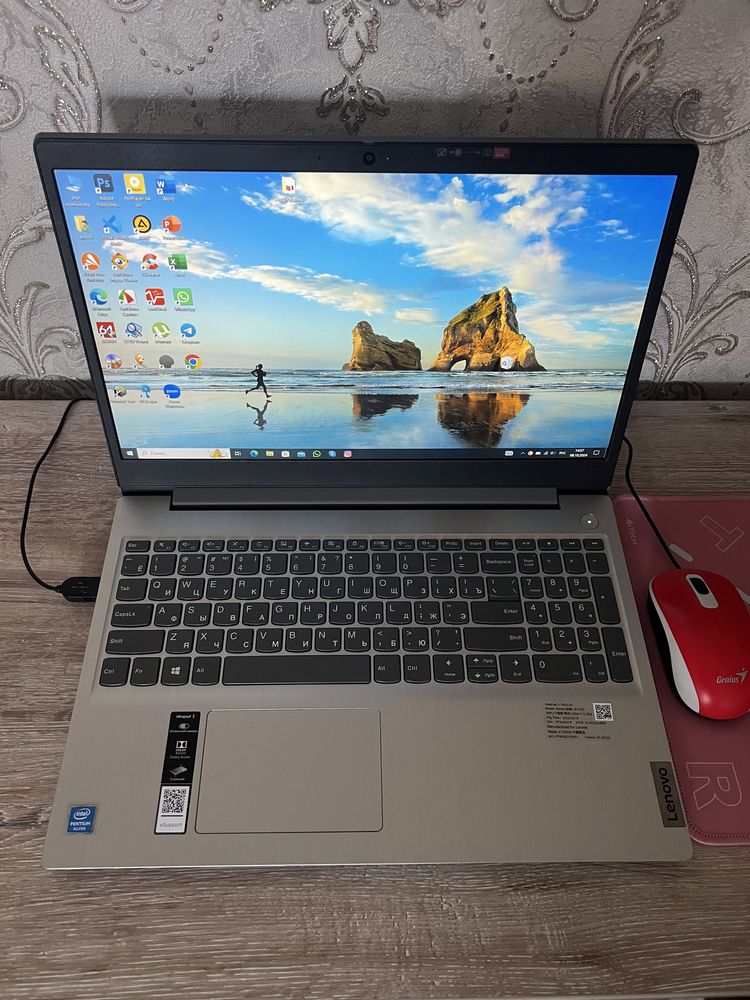Продаю ноутбук Lenovo как новый