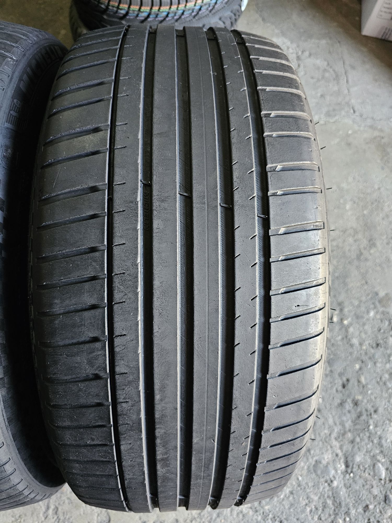 2 anvelope vara 275 40 21 Michelin 2022 Runflat