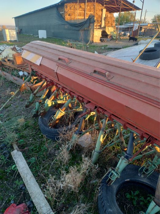 Vand semanatoare grau