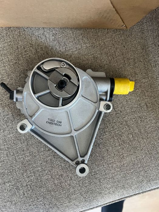 Вакумна помпа ф30 engitech