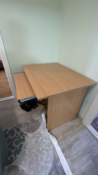 Продам Компьютерный стол