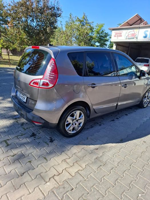 Vând / Schimb  Renault Grand scenic 3