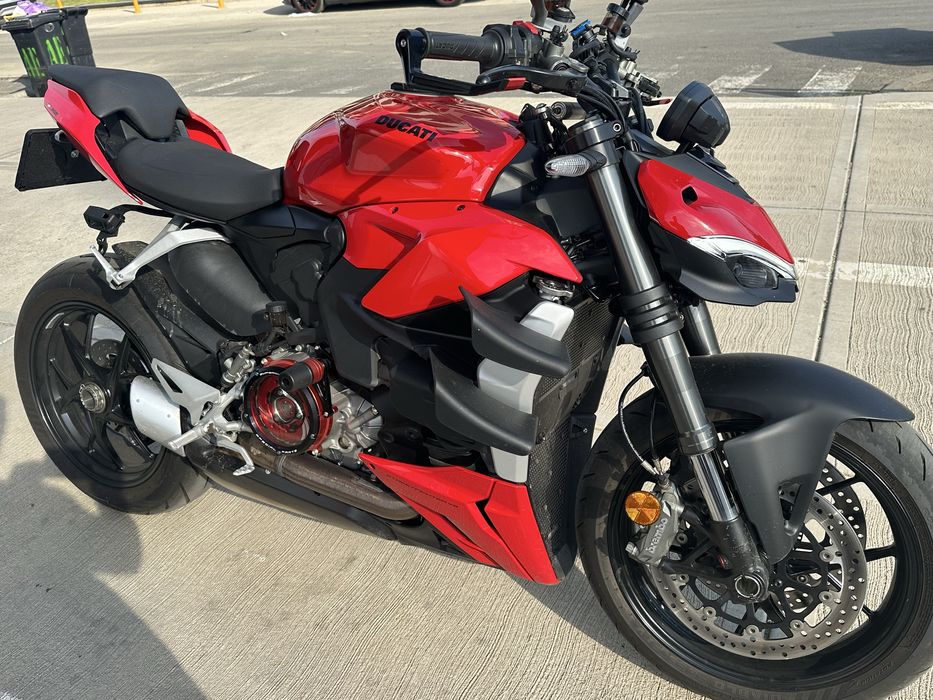 Vand ducati streetfighter V2