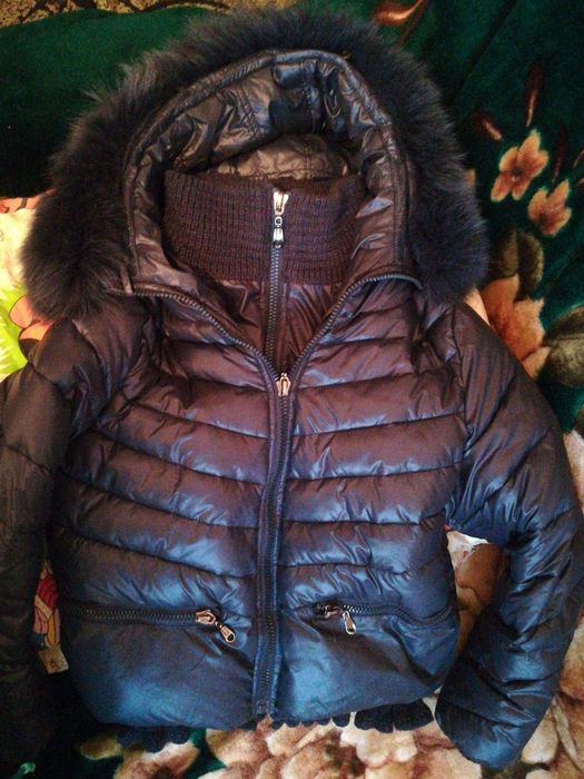 Куртка зимняя,отличное состояние