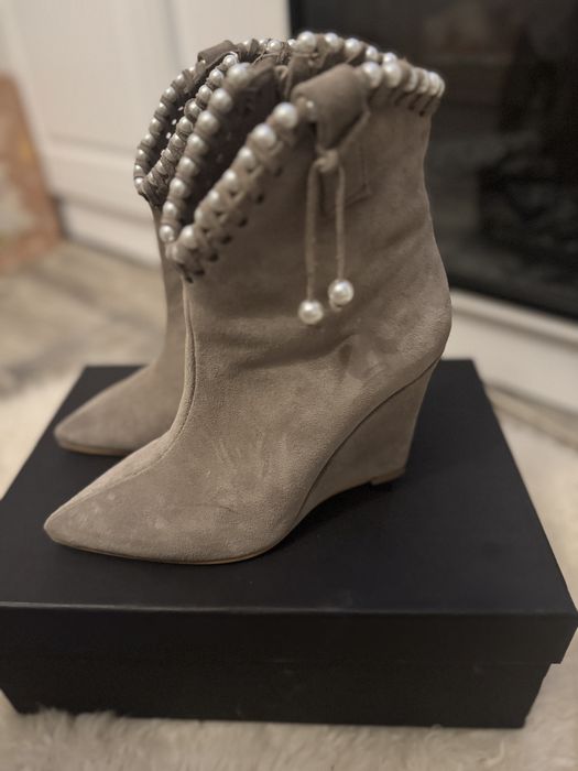 vand ghete piele intoarsa masura 36