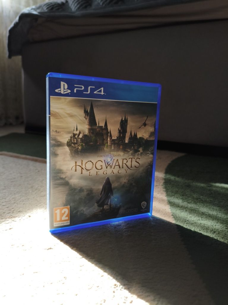 Продам Hogwarts Legacy PS4 — как новая,диск в идеале.

ДИСК В идеале