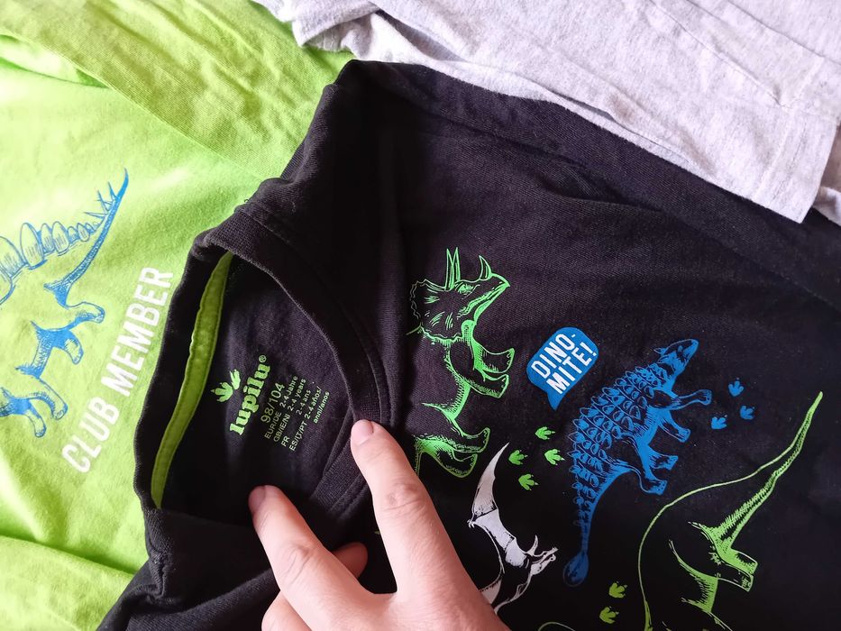 Лот за момче.                                       Запазени.