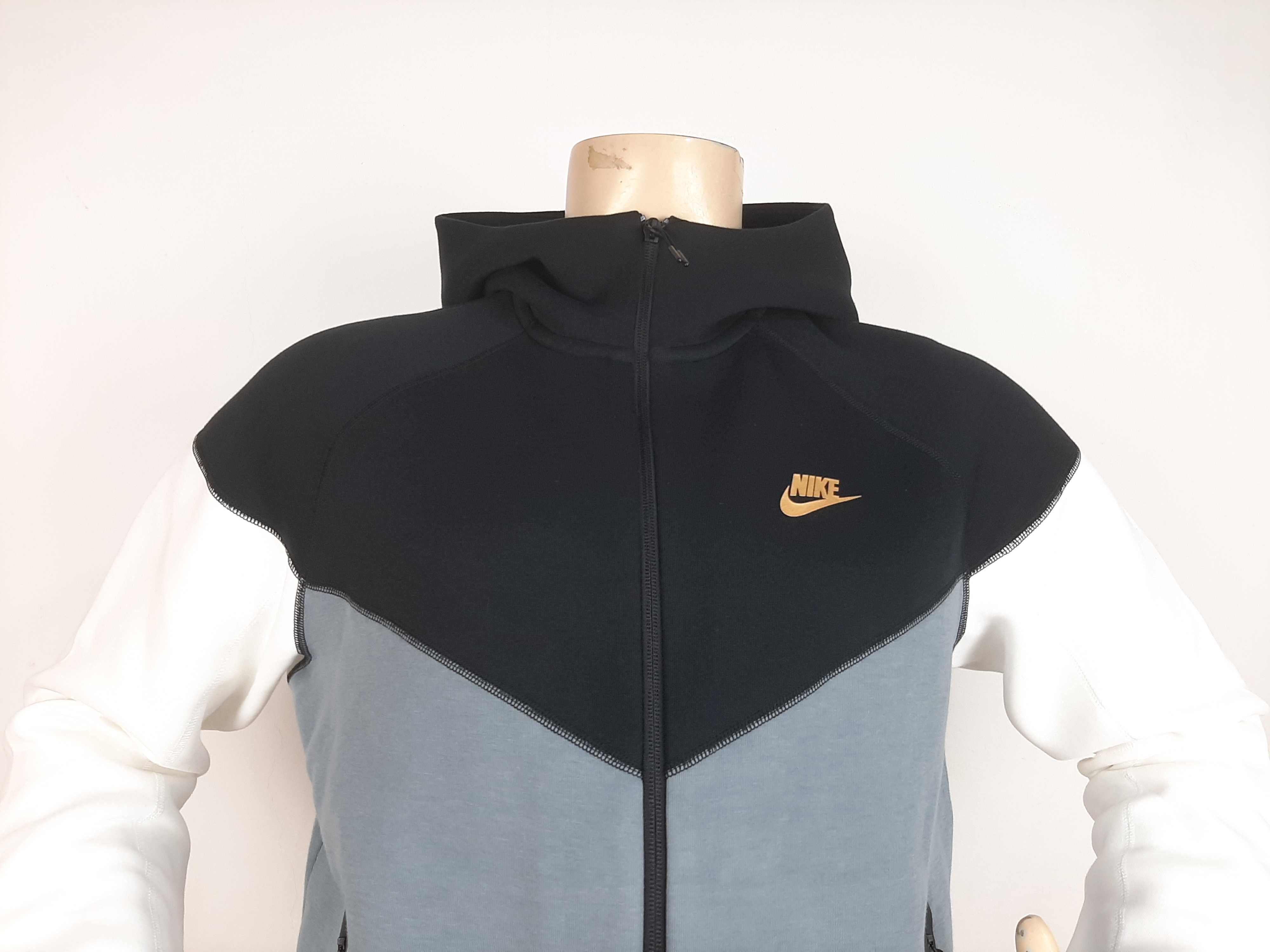 Nike Tech Fleece Windrunner - Оригинално мъжко горнище размер M