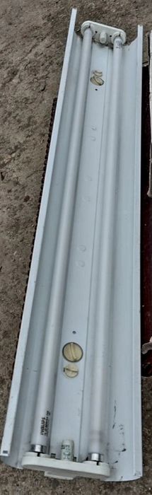 Corp iluminat marca Disano