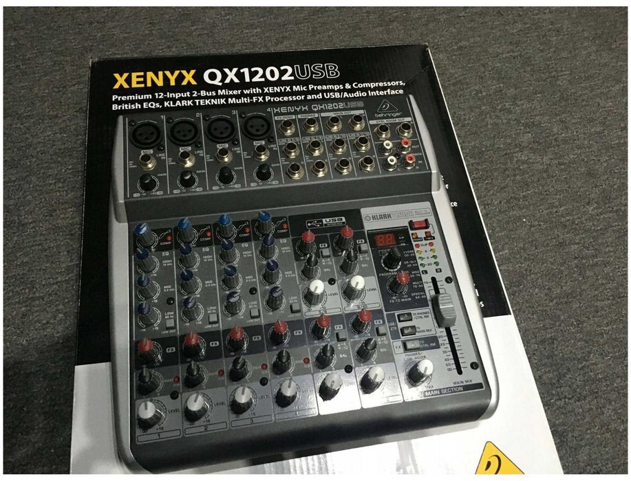 Микшерный пульт Behringer Xenyx 1202 Usb.