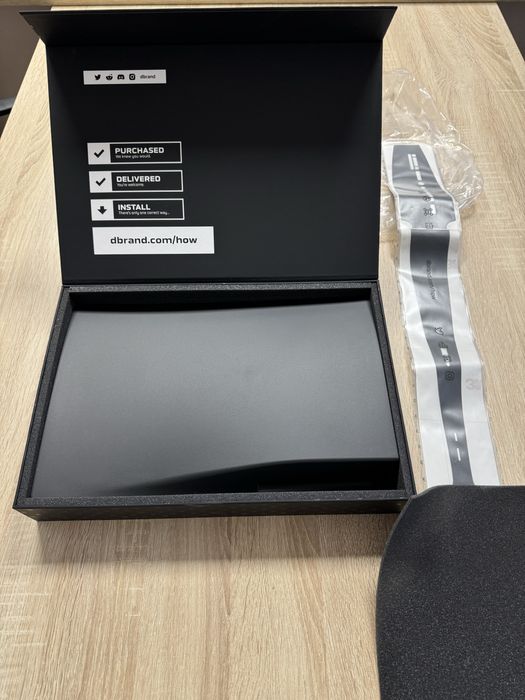 Carcasa / Case Darkplate Sony Playstation 5 D Brand noua ,neagra