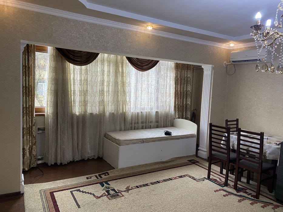 Сдаю 2-х комнатную квартиру на Ойбеке.