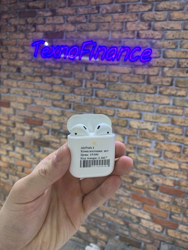 AirPods 1 series
