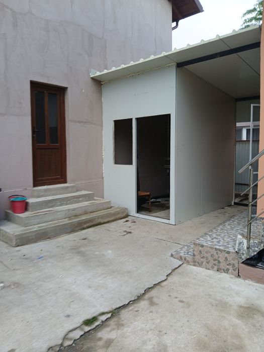 Vând garaje auto și magazi