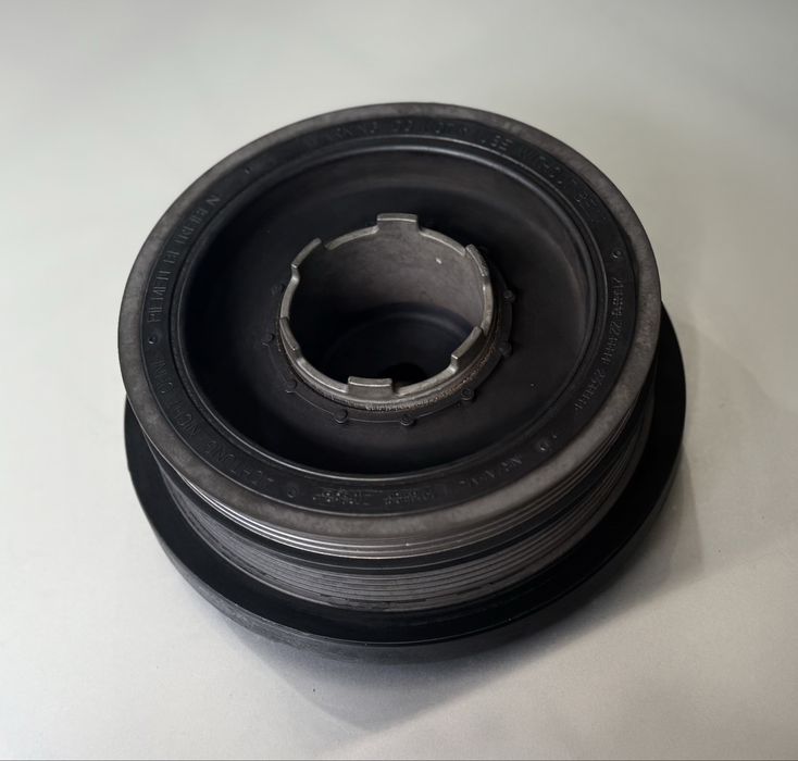 Демпферна шайба /колянов вал за бмв М47 двигатели