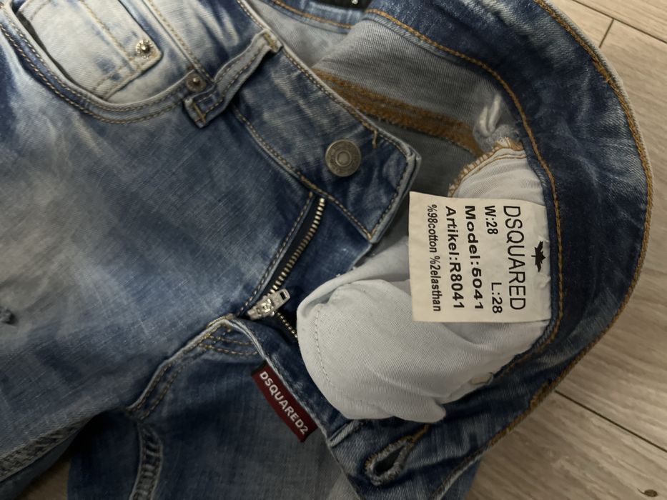 Jeans Dsquared2 woman like new !!