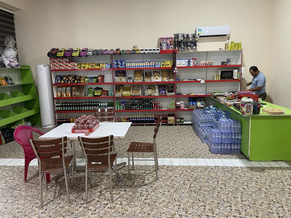 Magazin sotiladi Metanga kiradigan joyda
