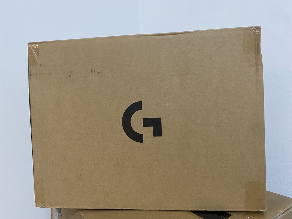 Logitech G920 Driving Force Racing Wheel