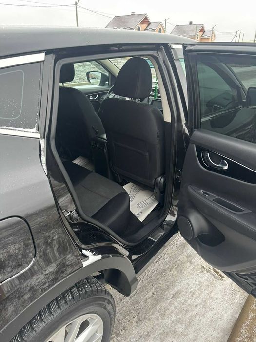 Продам автомобиль Nissan Qashgai