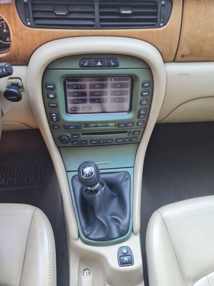 Jaguar X Type adus din Germania