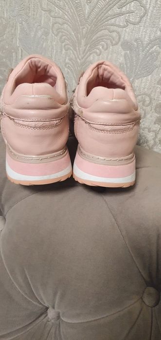 Adidasi superbi Dolce Gabbana 36