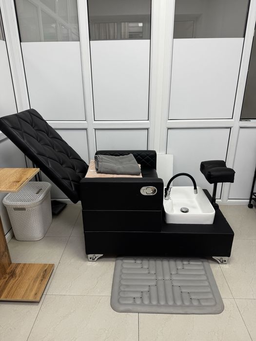 Продается педикюрное кресло