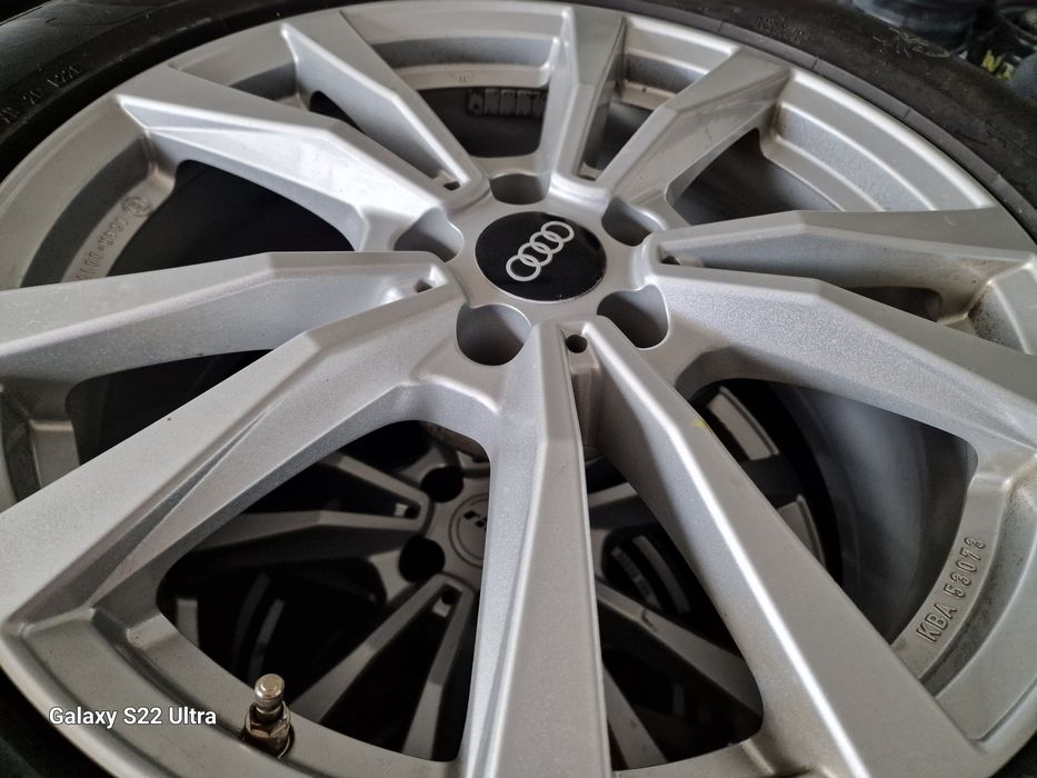 AUDI 19цола  AO +Гуми 255 55 19 Top състояние