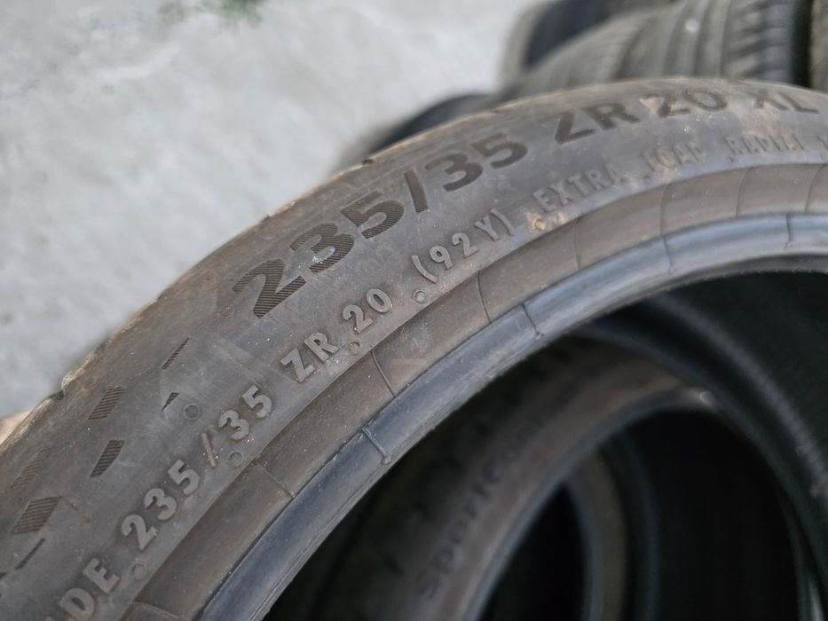 2бр Летни гуми 235 35 20 - Continental, - DOT 2024