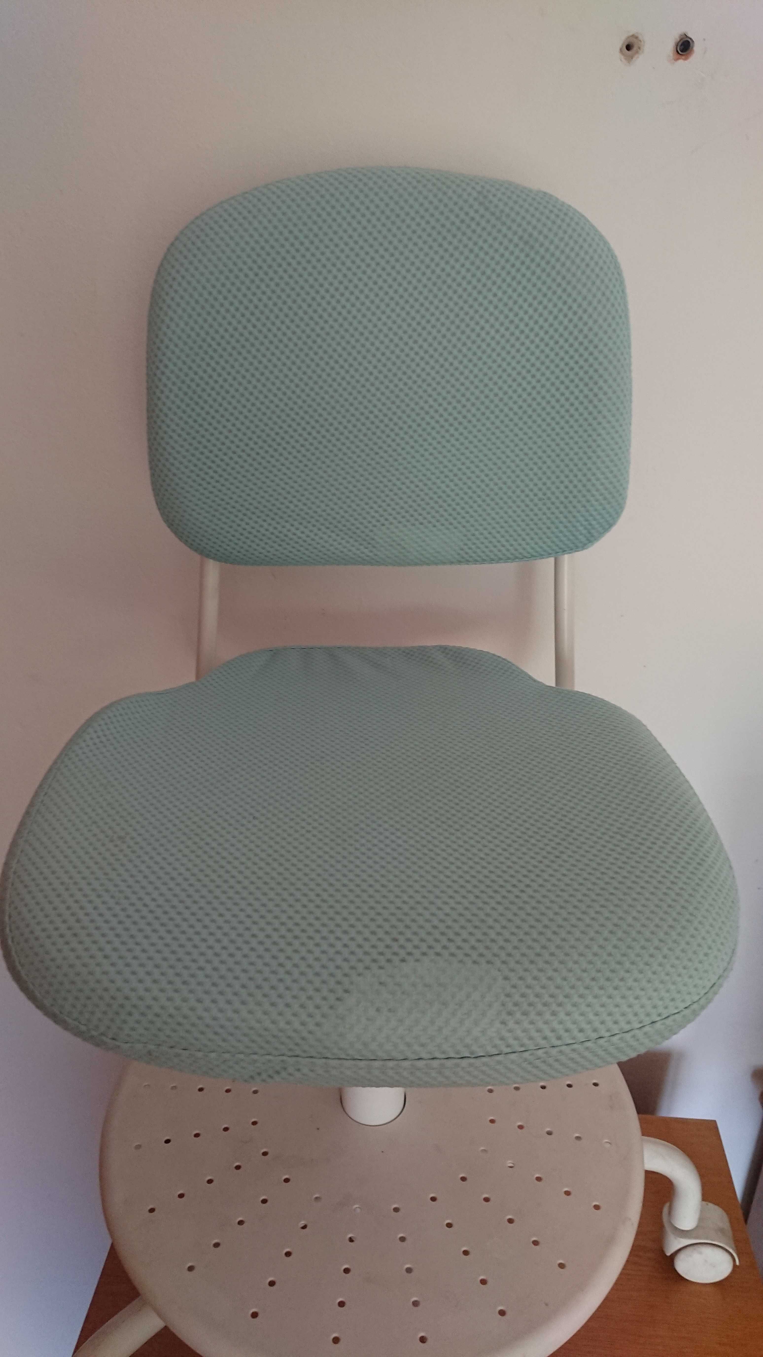 Scaun ergonomic rotativ