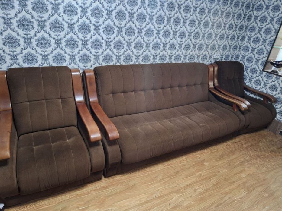 Диван кресло сотилади